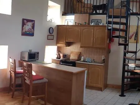 Sleeps 7 With Mezzanine Lejlighed Banagher