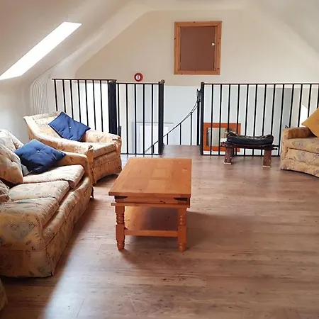 Sleeps 7 With Mezzanine