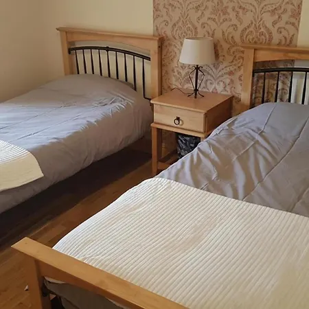 Apartamento Sleeps 7 With Mezzanine *