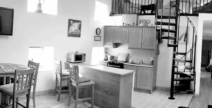 Sleeps 7 With Mezzanine *